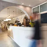 亚历克斯酒店 利尼亚诺萨比亚多罗