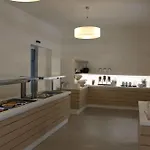 亚历克斯酒店